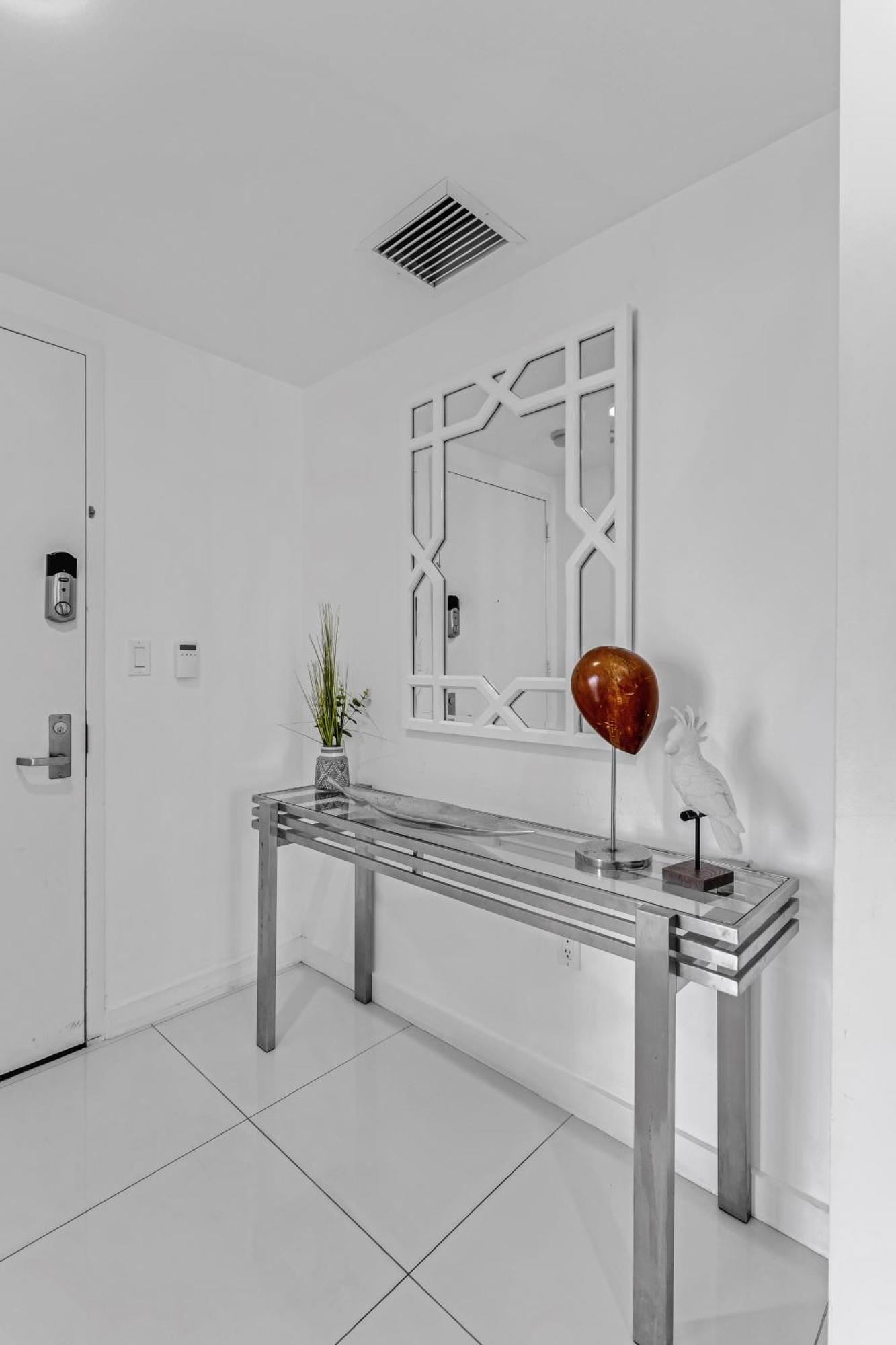 Luxurious Condo At Icon With Views 迈阿密 外观 照片