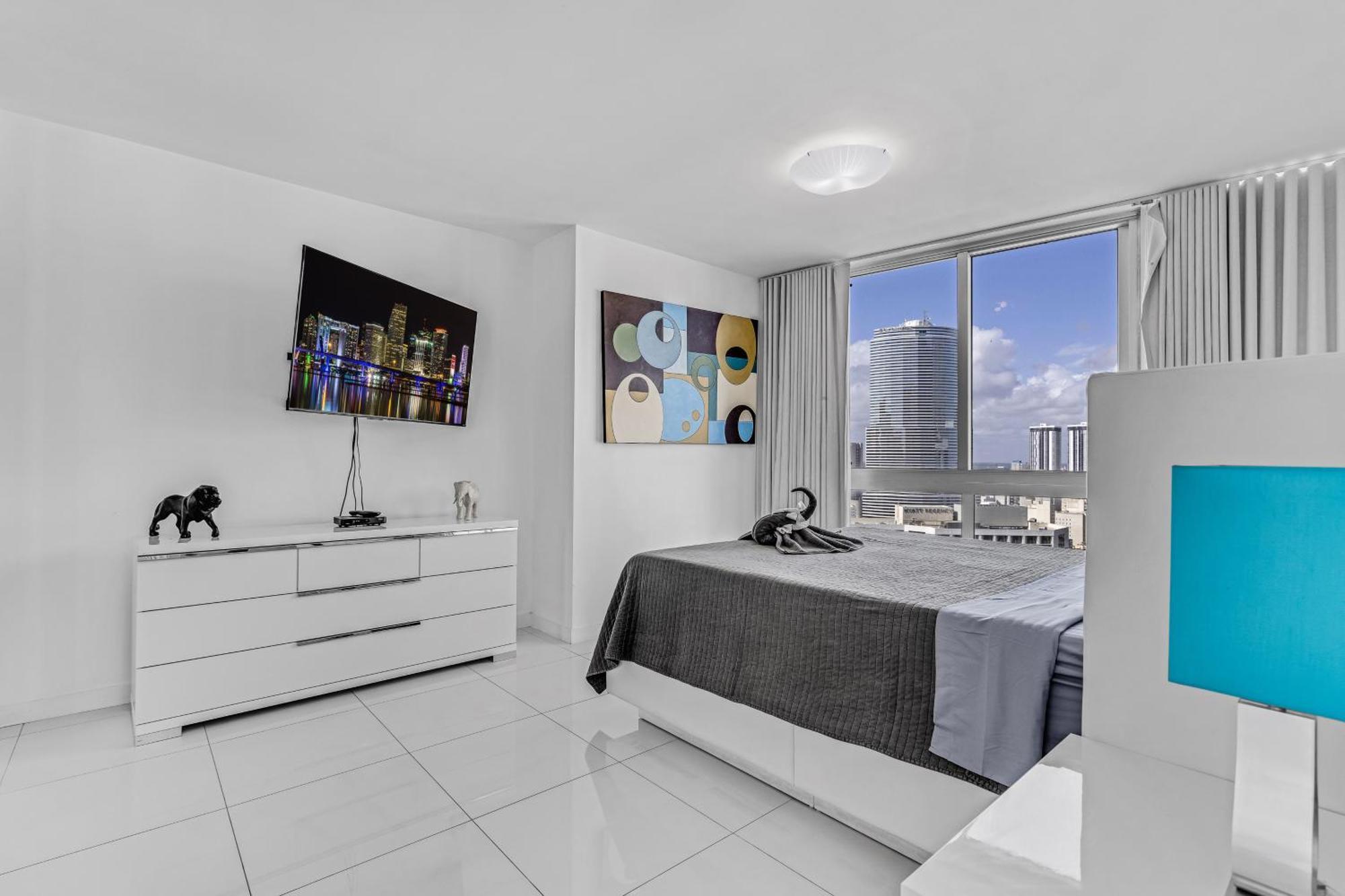 Luxurious Condo At Icon With Views 迈阿密 外观 照片