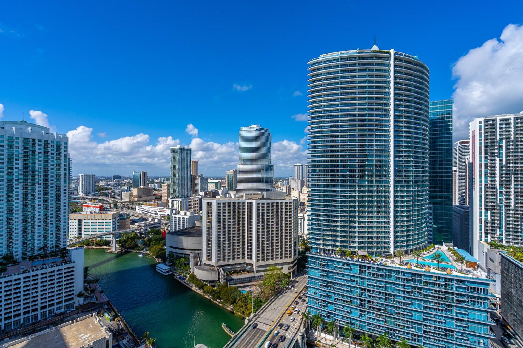 Luxurious Condo At Icon With Views 迈阿密 外观 照片