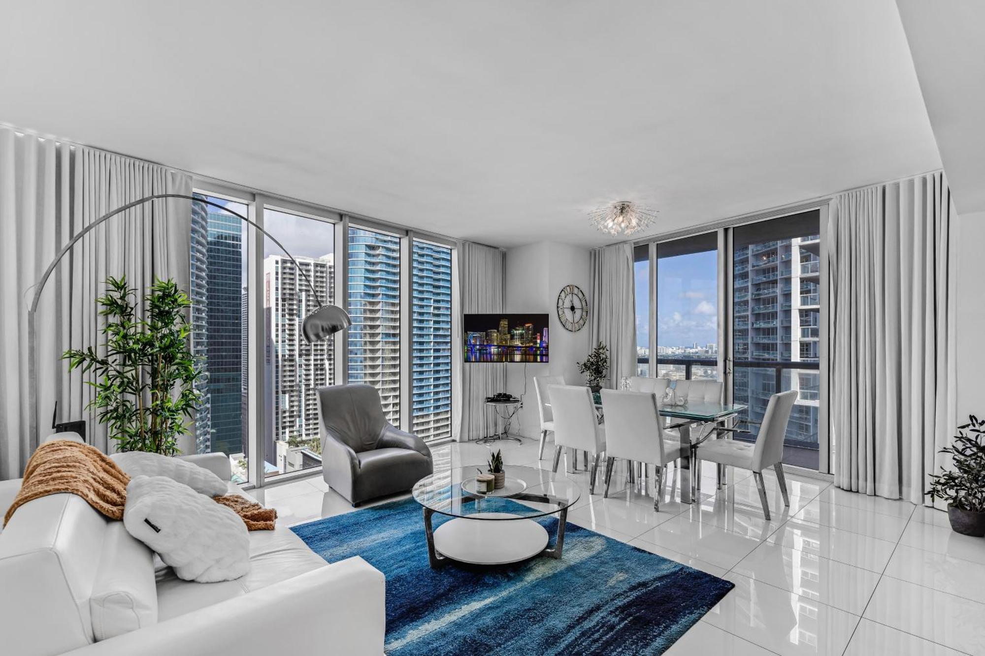 Luxurious Condo At Icon With Views 迈阿密 外观 照片