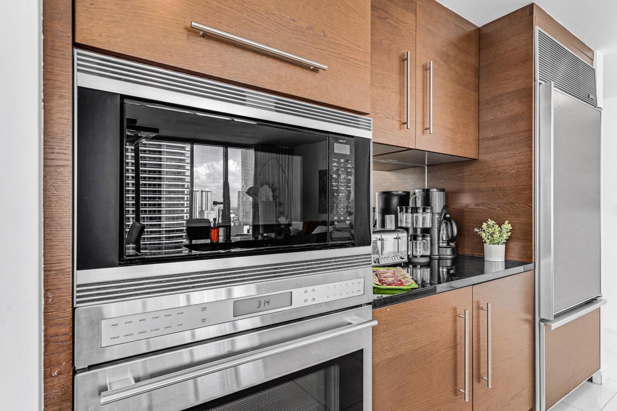 Luxurious Condo At Icon With Views 迈阿密 外观 照片